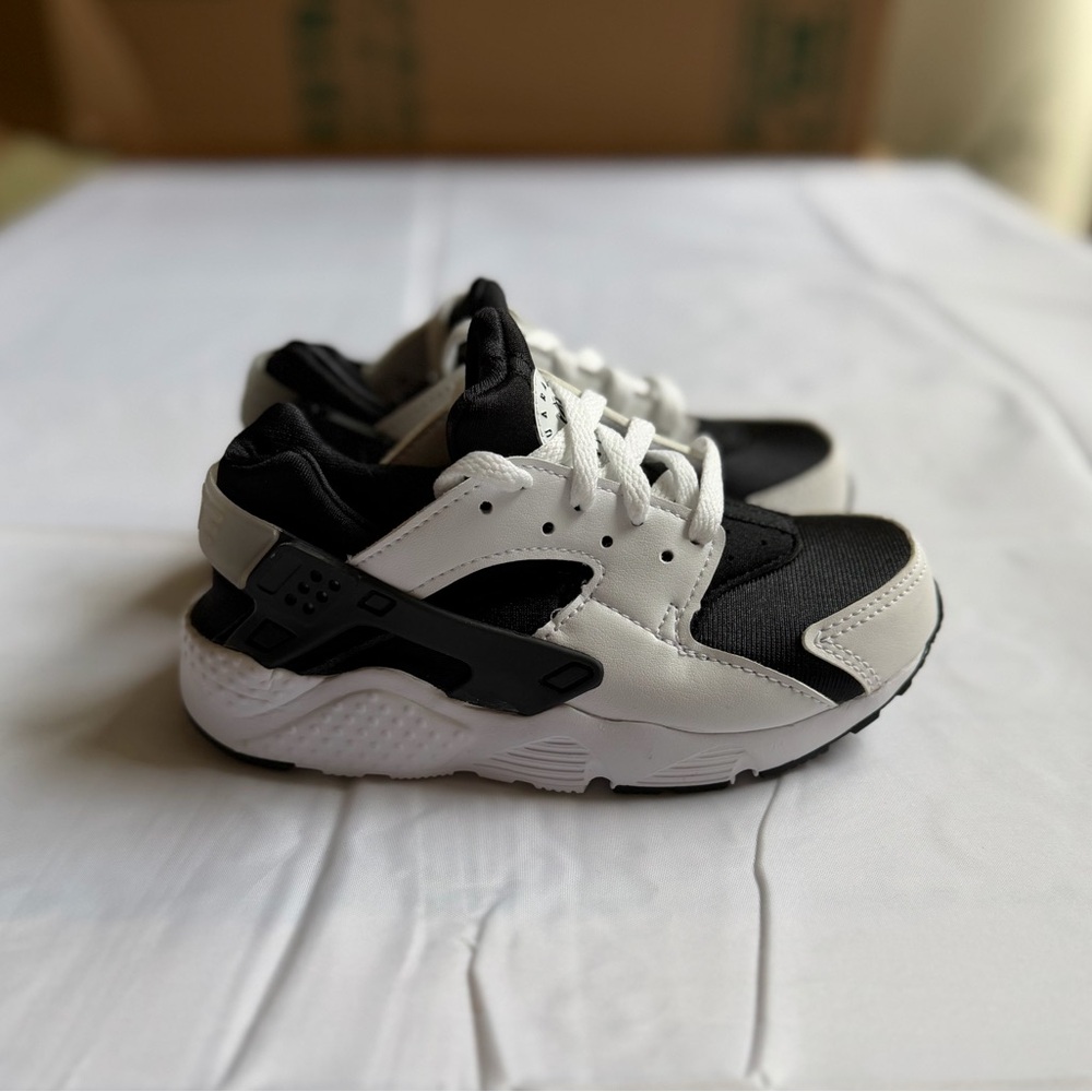 Nike hurache run ps new but without box